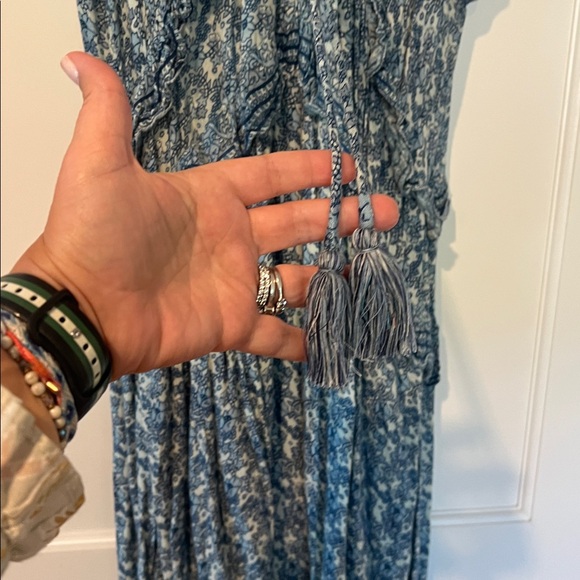 Faherty Bonita Floral Print Ruffle Tiered Dress Blue Flutter Sleeve -Size XL - Picture 7 of 9